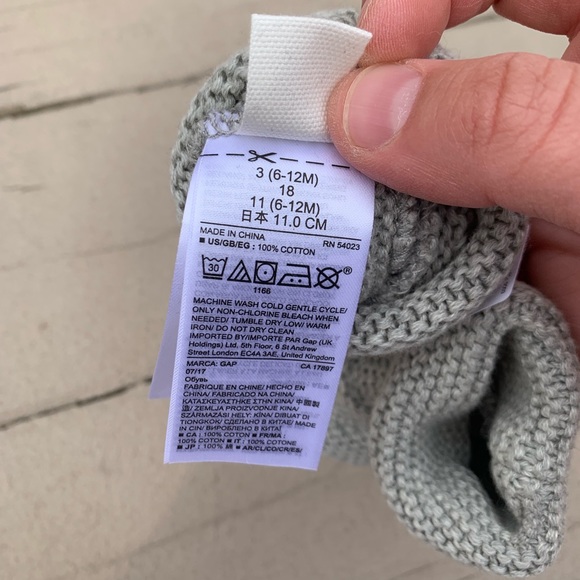 3 pairs of baby shoes - Picture 6 of 7